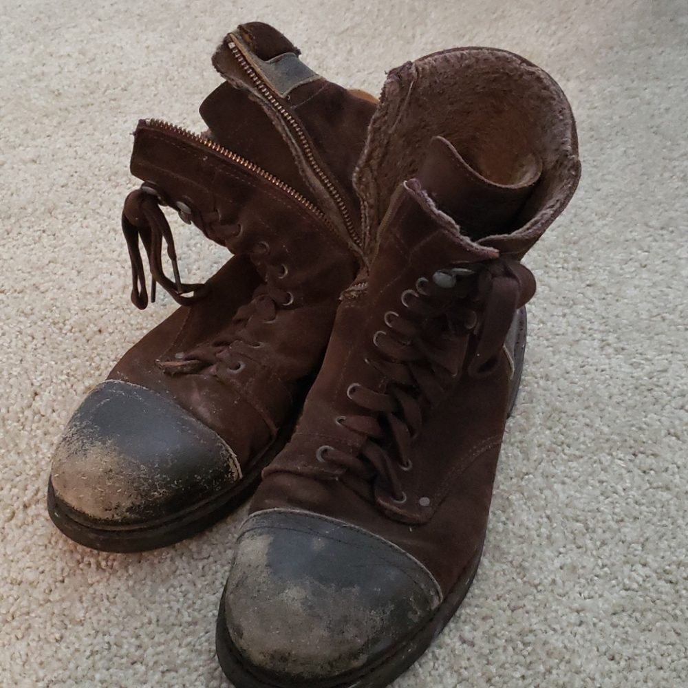 DIESEL SUEDE LEATHER ZIP UP BOOTS MENS!